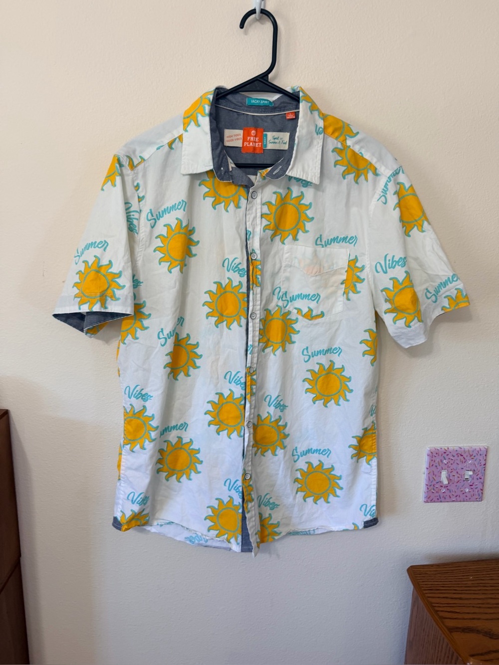 Free Planet button shirt Vacay Spirit